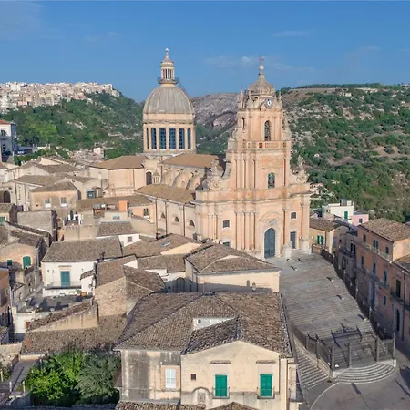 Vista Duomo - Ibla - Pomelia Ragusa