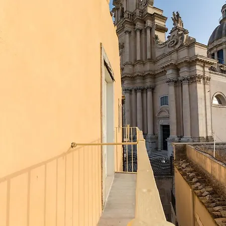 Apartment Vista Duomo - Ibla - Pomelia