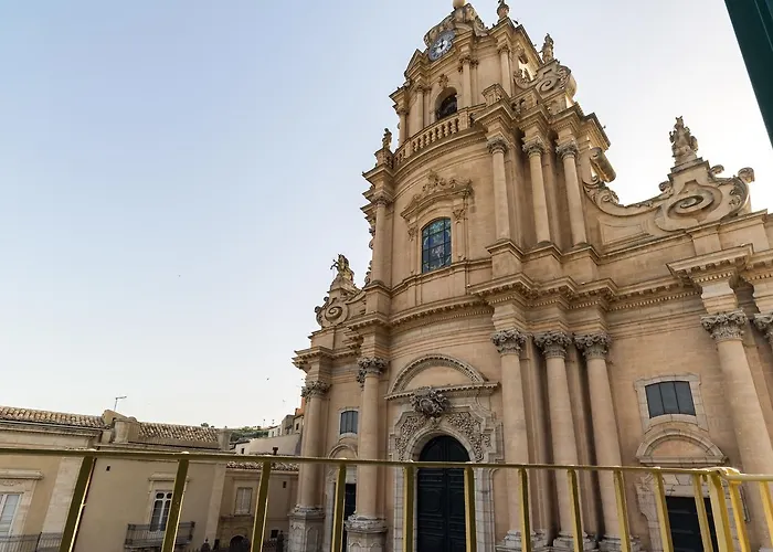 Vista Duomo - Ibla - Pomelia * רגוזה