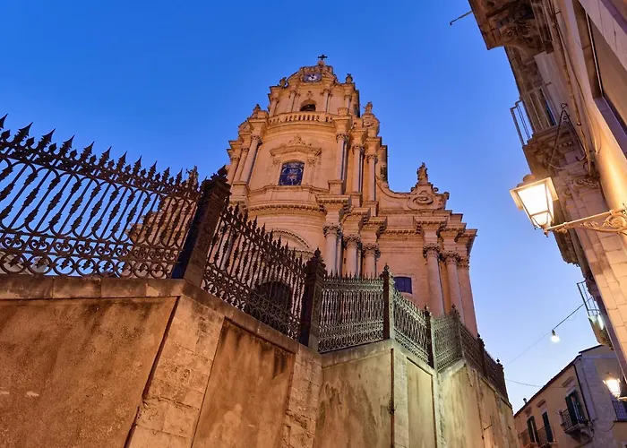 Vista Duomo - Ibla - Pomelia * רגוזה